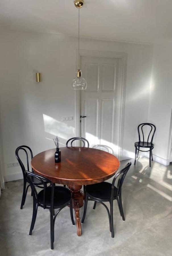 Stijlvol Ruim Studio-Appartement Nabij Historisch Centrum 아메르스포르트 외부 사진